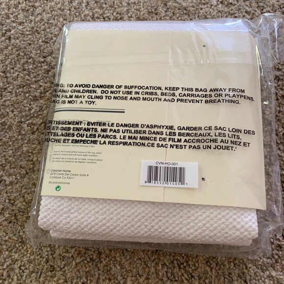 Caravan Design Well Traveled Rug - Picture 3 of 3